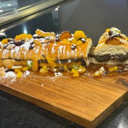 Chef cria receita de guirlanda de Natal com brigadeiro de baru