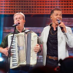 Dupla Renato e Raphael grava DVD em comemoração aos seus 25 anos