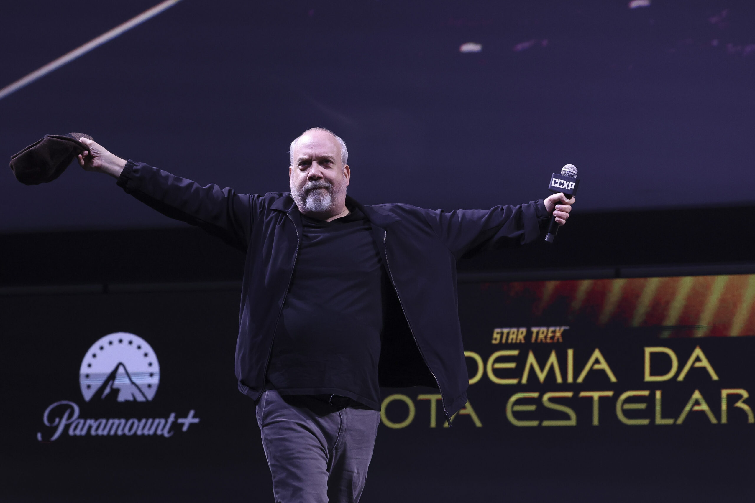 No momento, você está visualizando Com Star Trek: Academia da Frota Estelar, Paul Giamatti surpreende fãs na CCXP