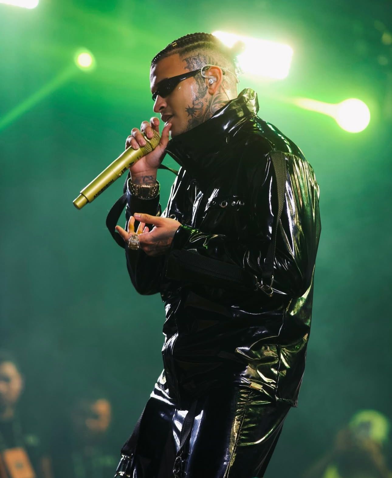 No momento, você está visualizando Bloco dos Neiffs leva o brega-funk ao pré-carnaval de Goiânia