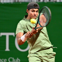 Tênis: Guto Miguel recebe convite para qualifying do Rio Open