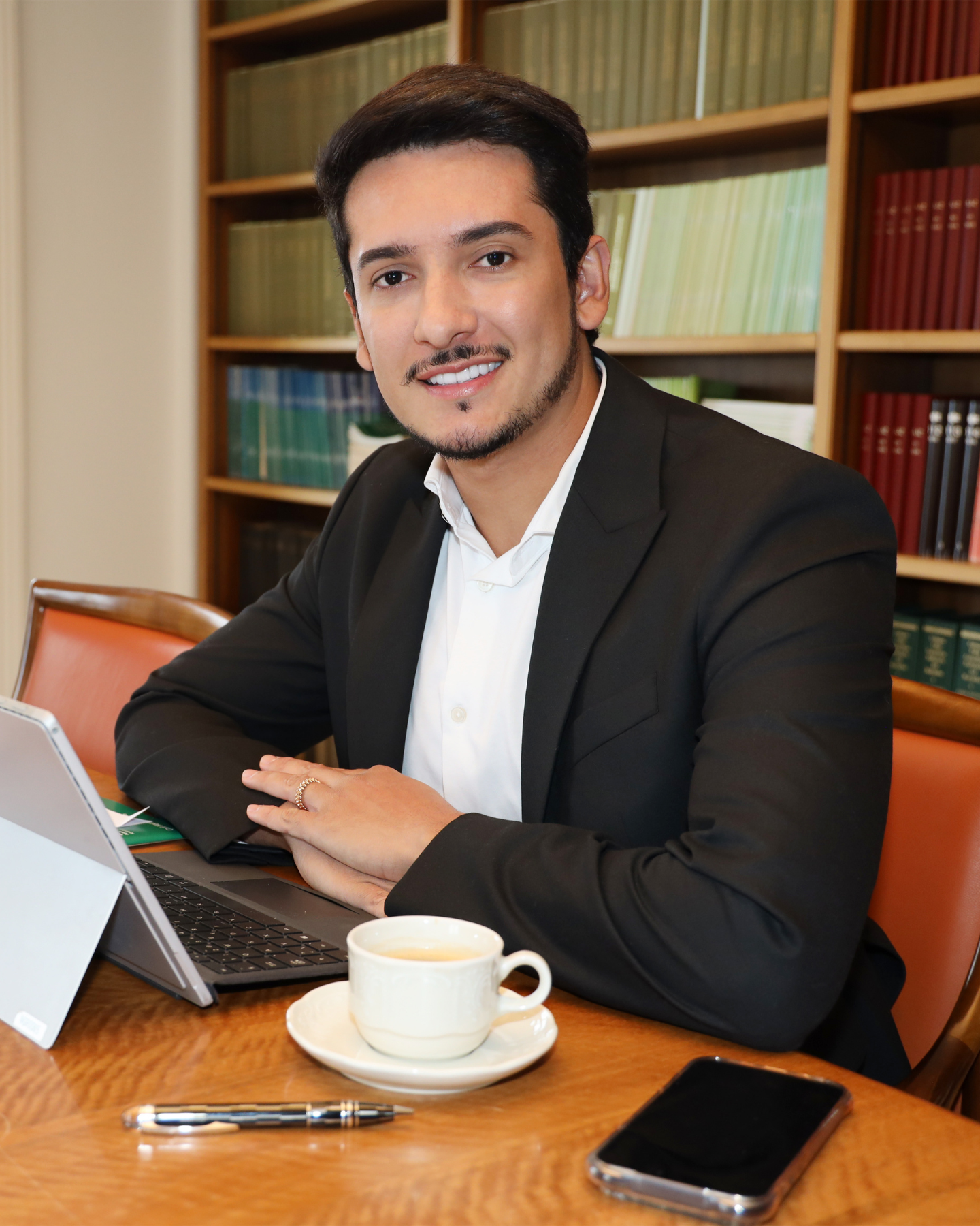 No momento, você está visualizando Empreendedor brasileiro lança em Goiânia marca de skincare inspirada em ativos apícolas