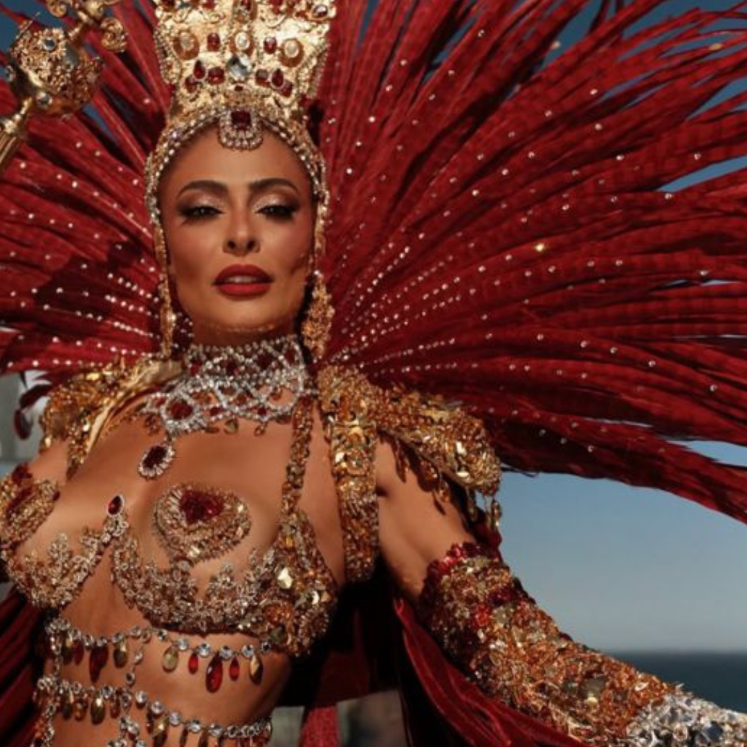 No momento, você está visualizando Alta costura na passarela do Carnaval