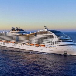 MSC Cruzeiros revela obras de arte a bordo do MSC World Asia