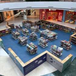 Livraria da Vila promove feira de livros no Flamboyant Shopping