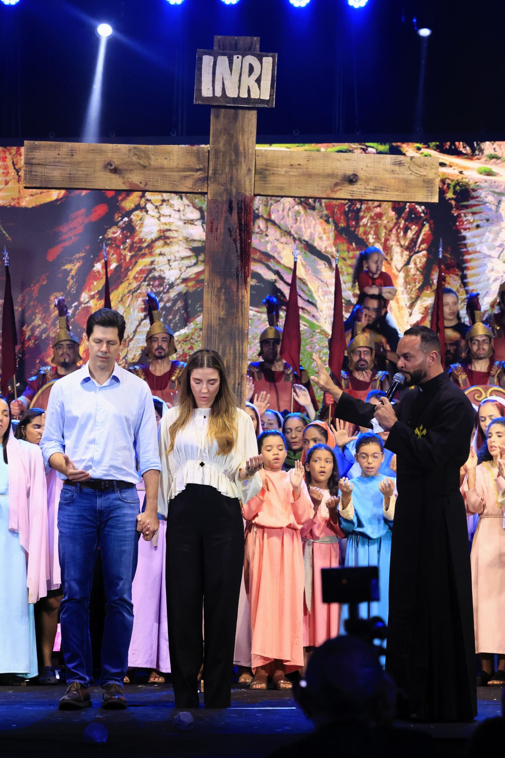 No momento, você está visualizando Daniel Vilela acompanha encenação da Paixão de Cristo que reúne 20 mil fiéis em Goiânia