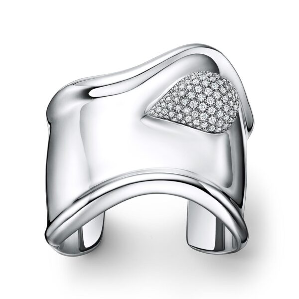 Tiffany & Co. Revela Colaboração Multifacetada com O Diabo Veste Prada 2, da 20th Century Studios