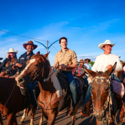 Daniel Vilela participa da 23ª Cavalgada Ecológica de Córrego do Ouro