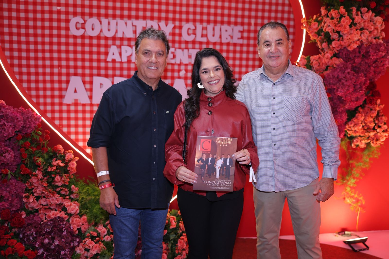 No momento, você está visualizando Arraiá do Country Clube celebra o Dia dos Namorados com shows de Gian & Giovani e Ícaro & Gilmar