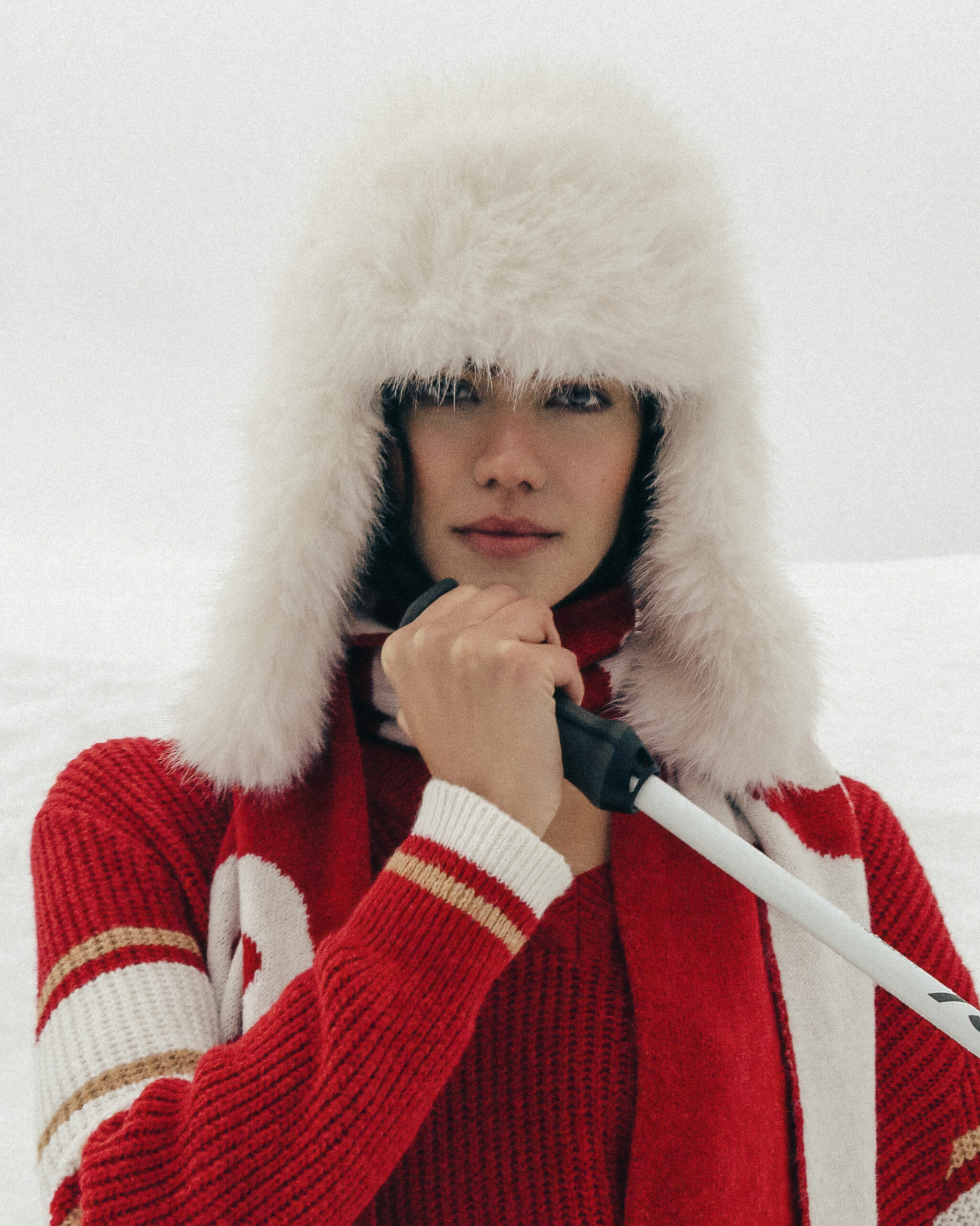 No momento, você está visualizando Inverno 2026: Em campanha fotografada no Japão, Salinas apresenta coleção APRÈS-SKI
