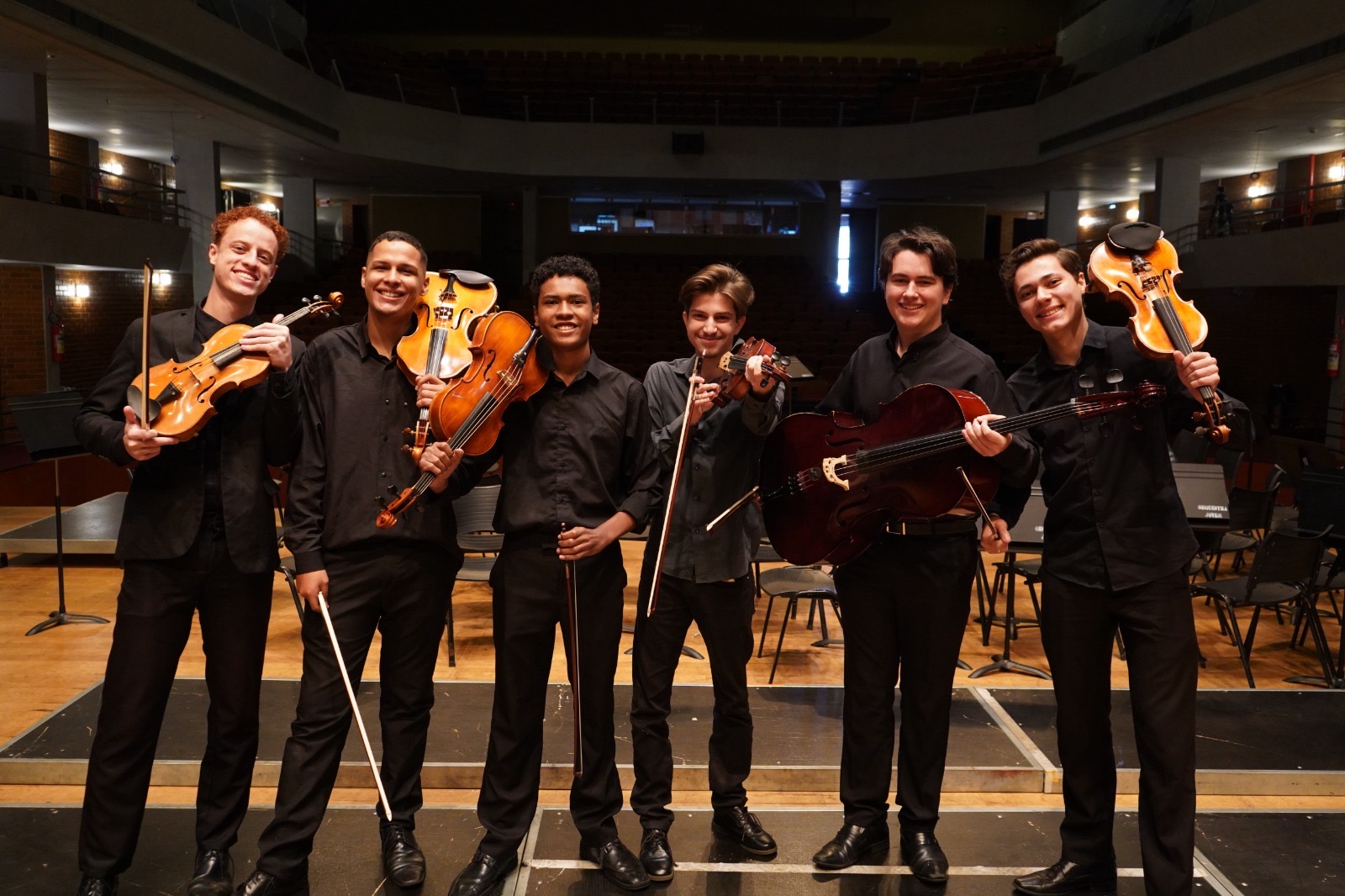 No momento, você está visualizando Músicos da Orquestra Sinfônica Jovem de Goiás representam o Brasil em festival na Suíça
