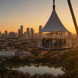 City promove experiência inédita de bar suspenso a 40 metros de altura, com vista para o Parque Vaca Brava