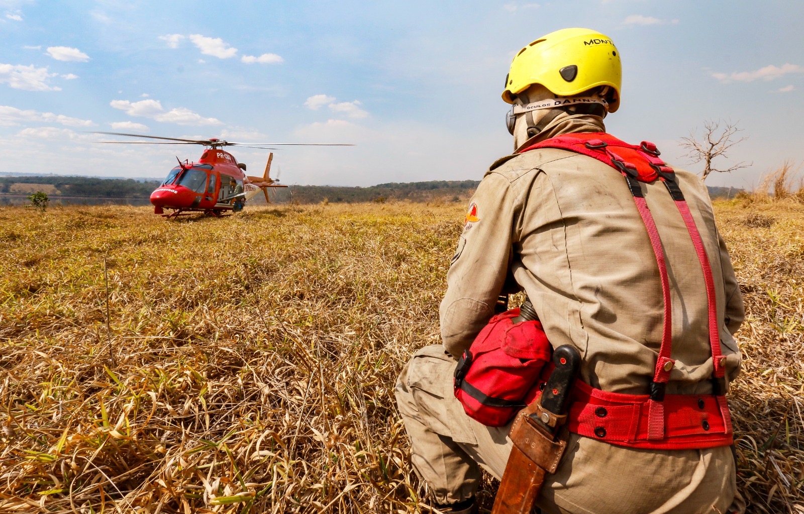 No momento, você está visualizando Goiás intensifica prevenção e combate a incêndios durante período de estiagem