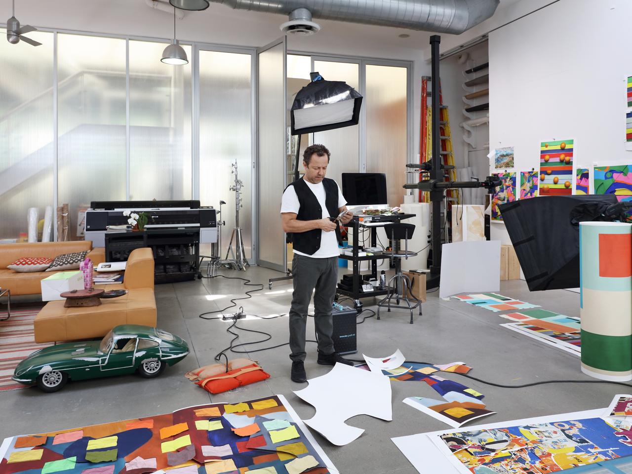 No momento, você está visualizando Vik Muniz chega a Goiânia com exposição que reúne três décadas de sua trajetória
